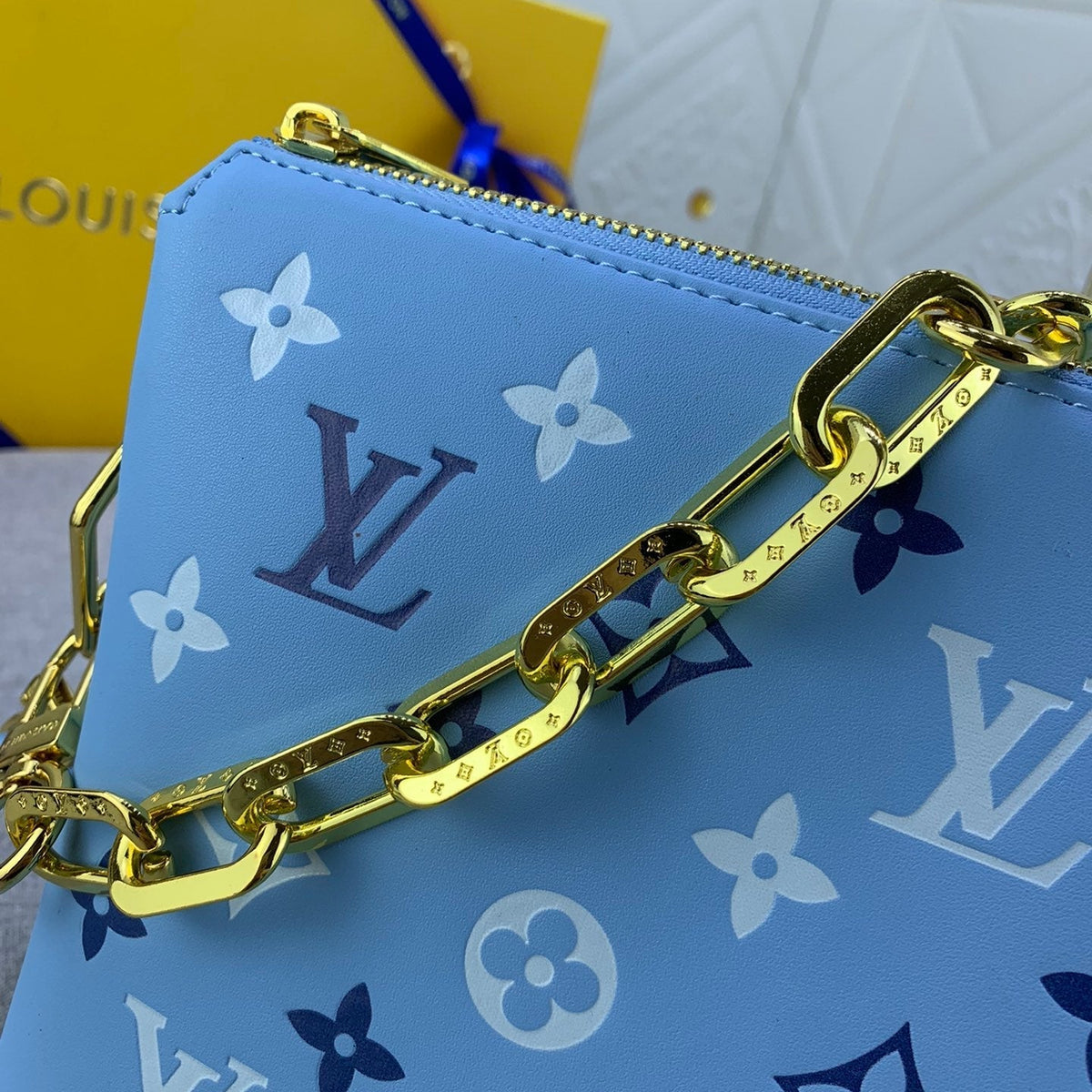 Elite Carryalls