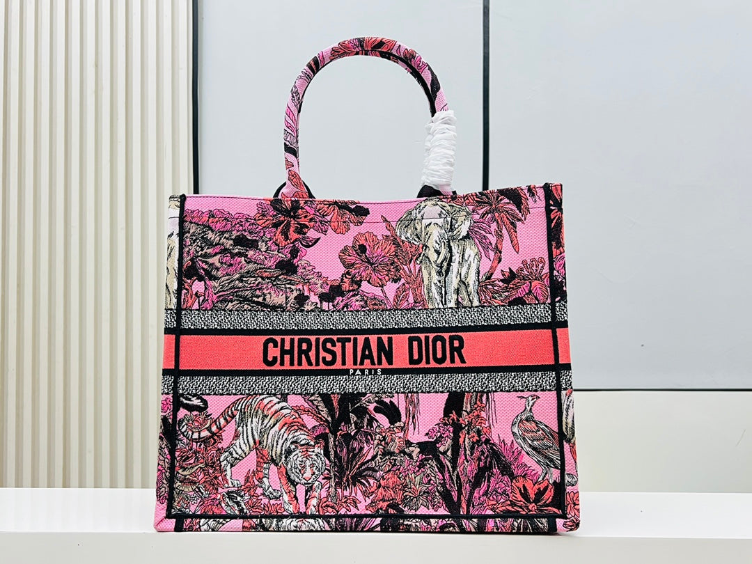 Elite Carryalls