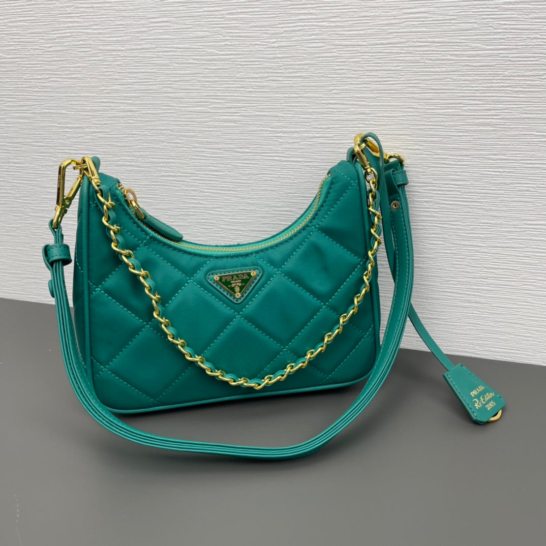 Elite Carryalls