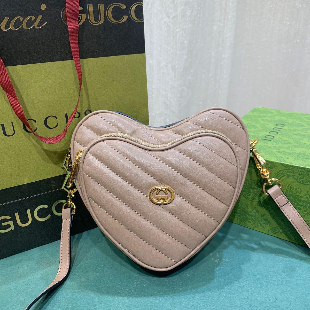 Elite Carryalls