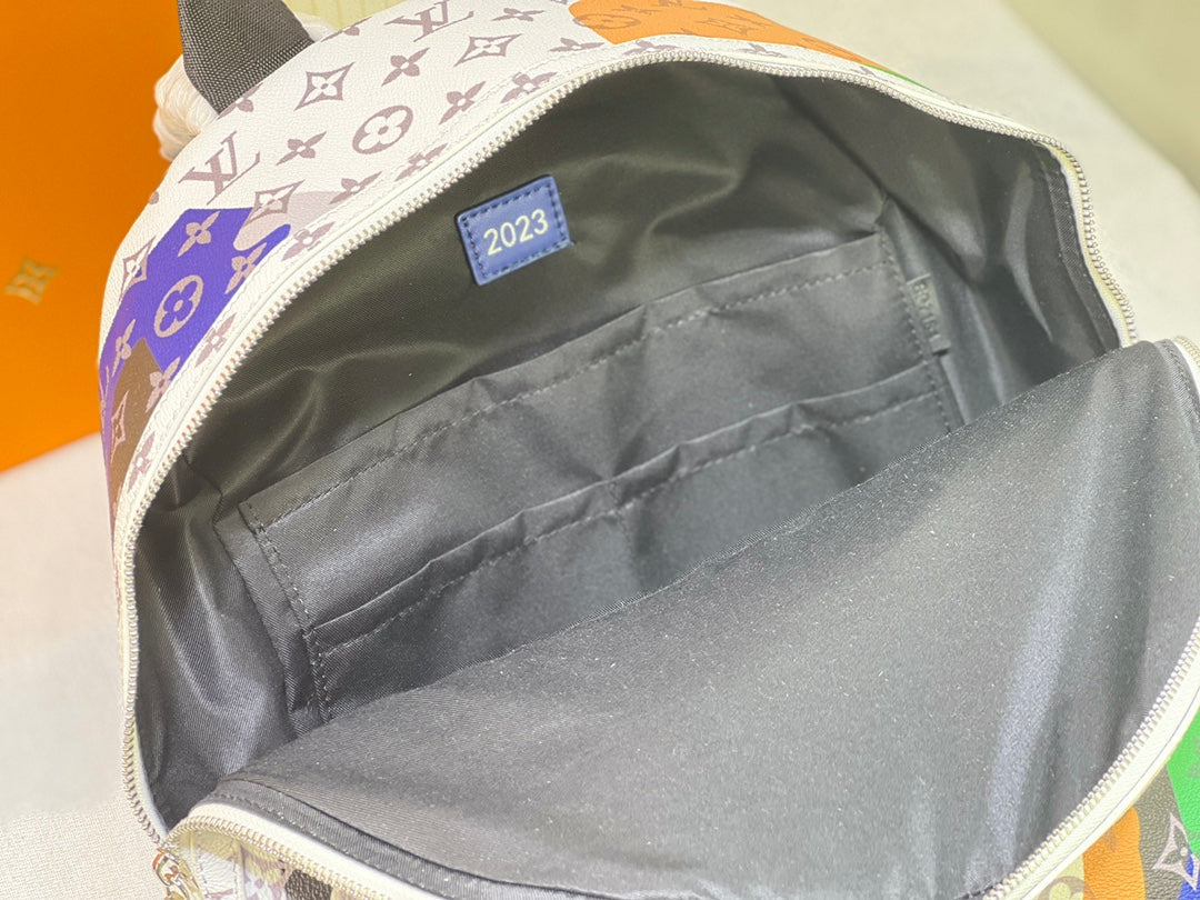 Elite Carryalls