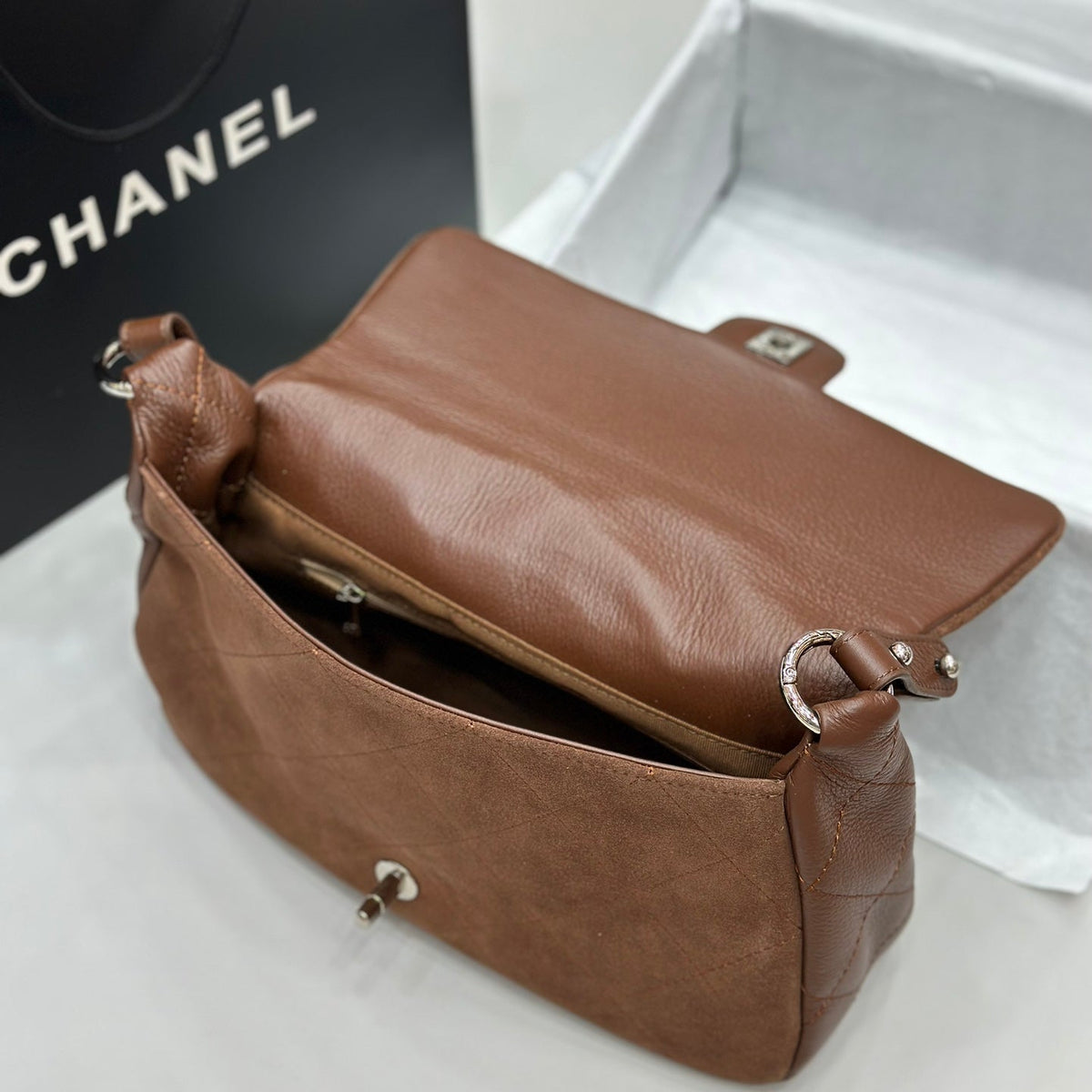 Elite Carryalls