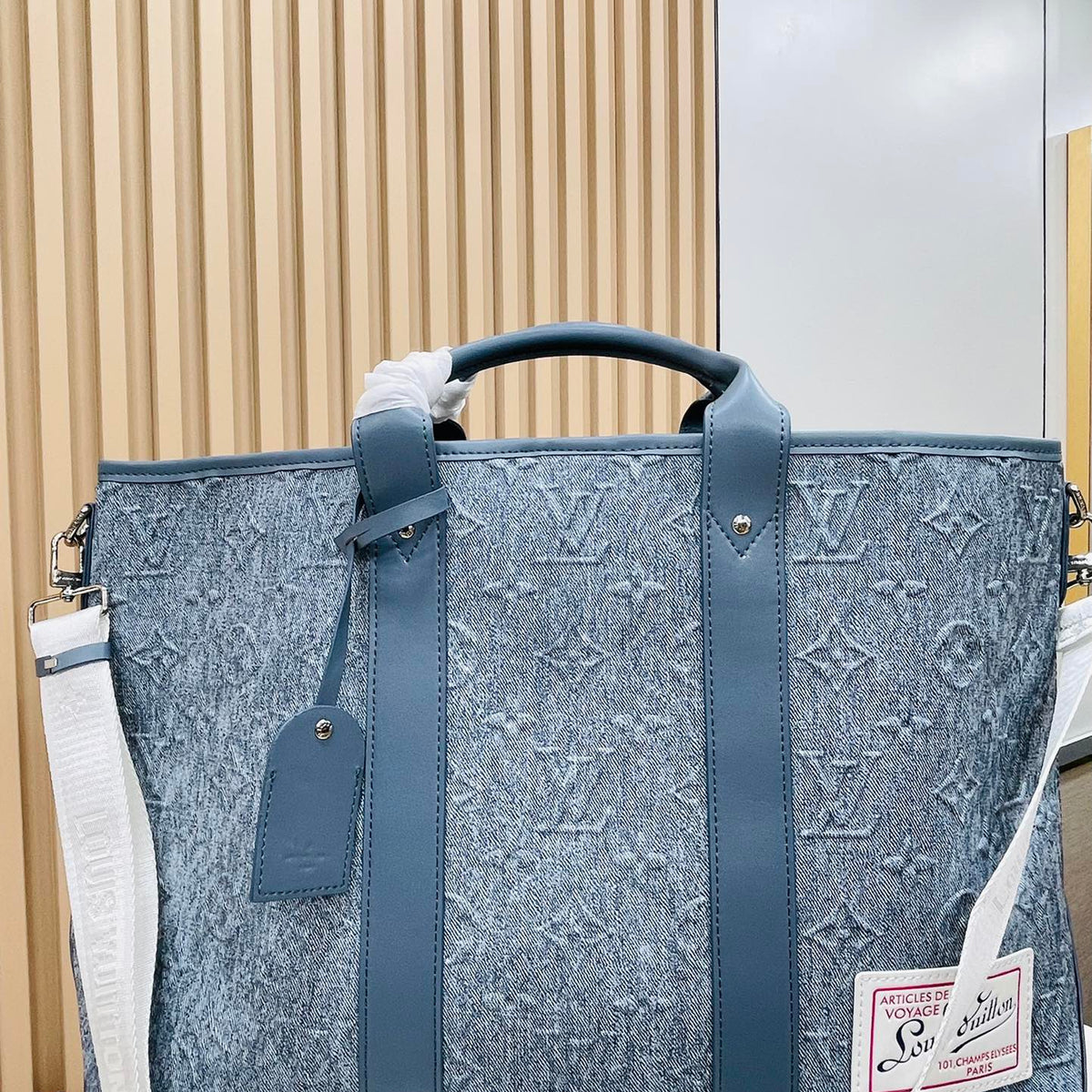 Elite Carryalls