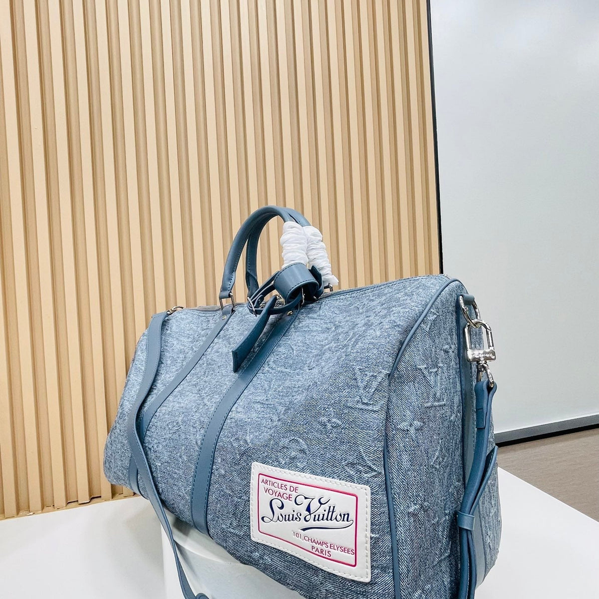 Elite Carryalls