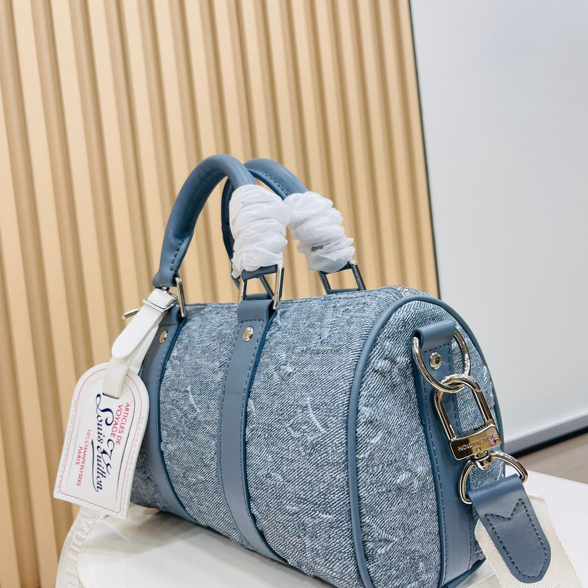 Elite Carryalls