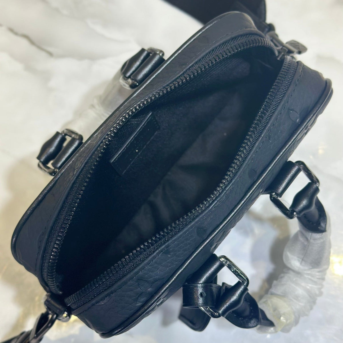 Elite Carryalls