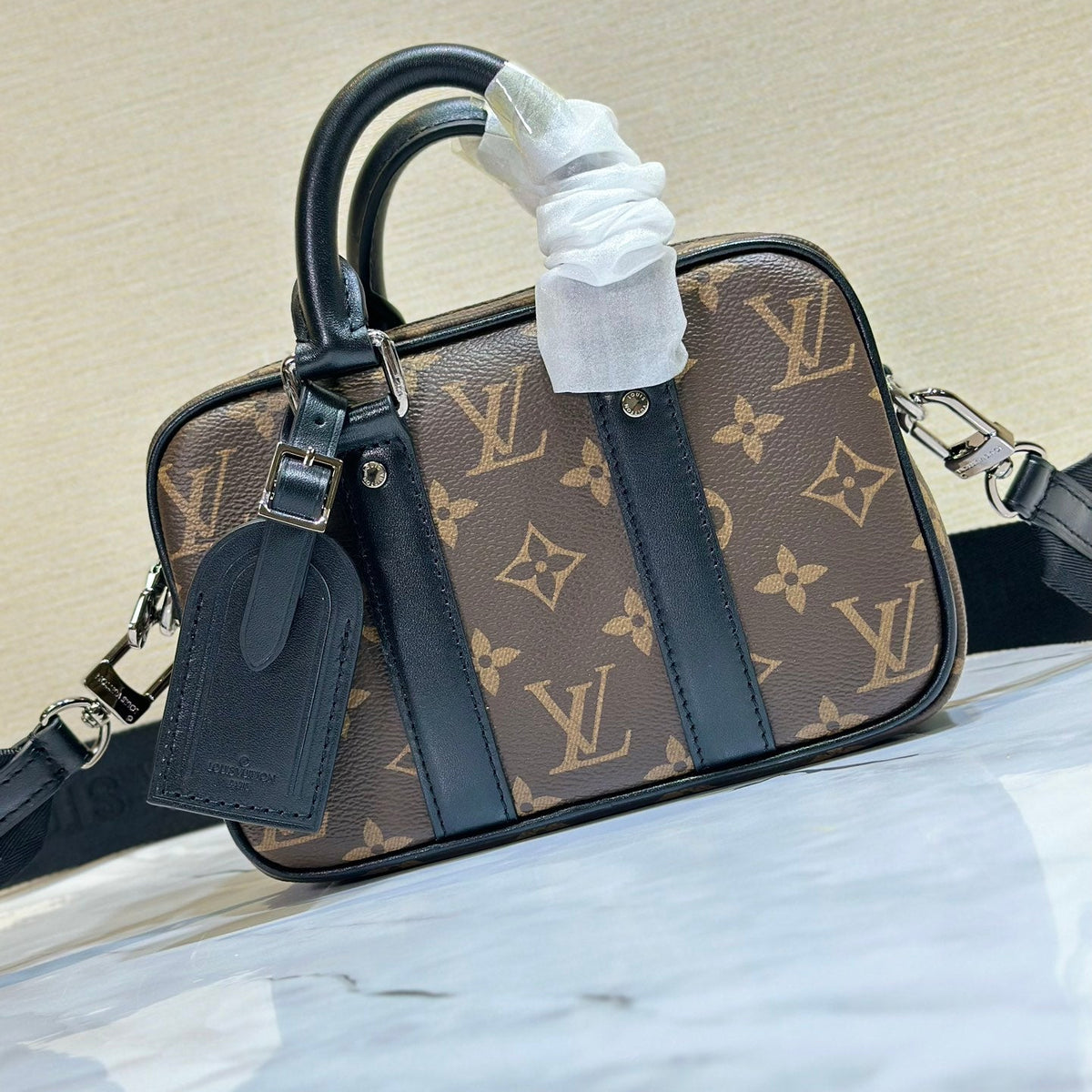 Elite Carryalls