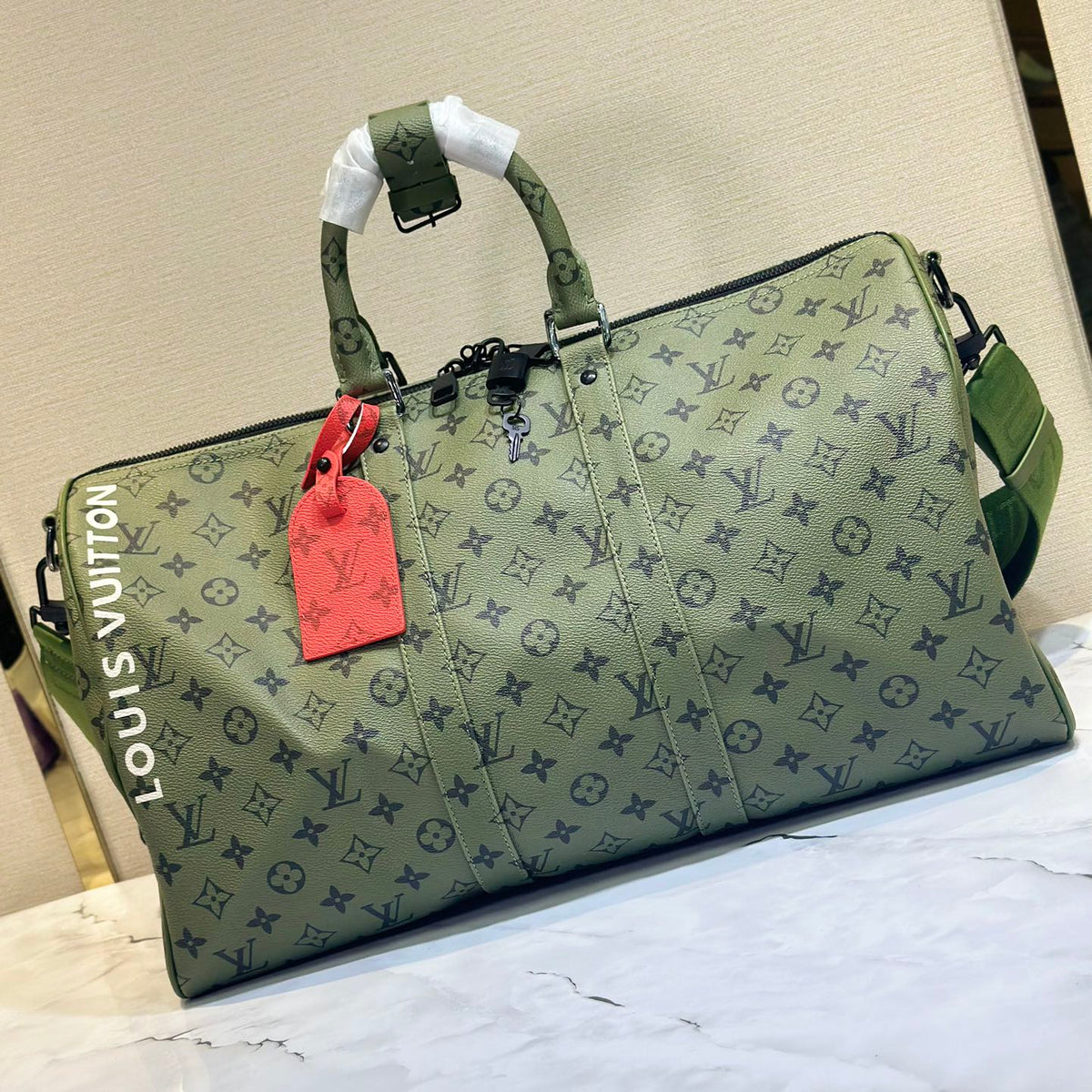 Elite Carryalls