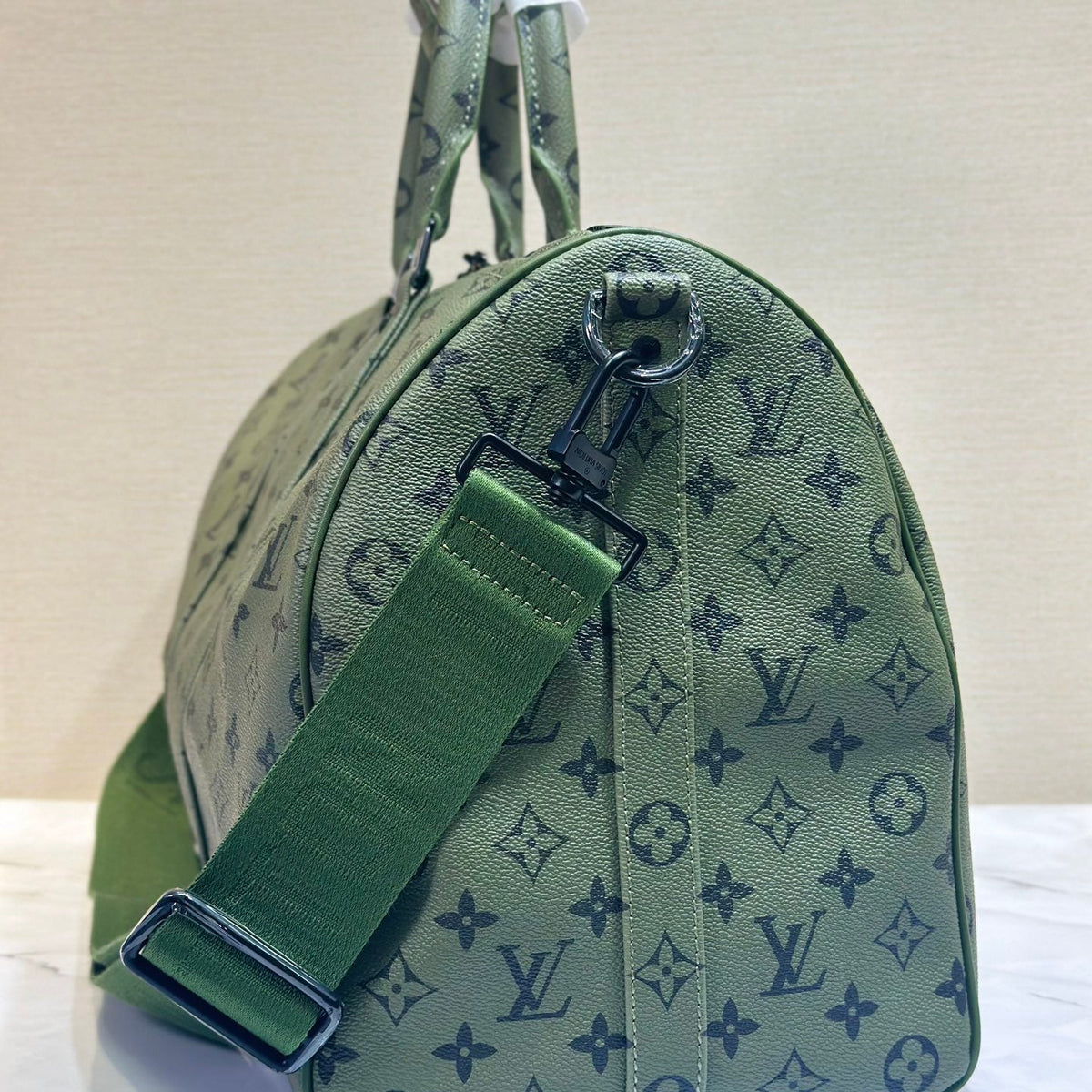 Elite Carryalls