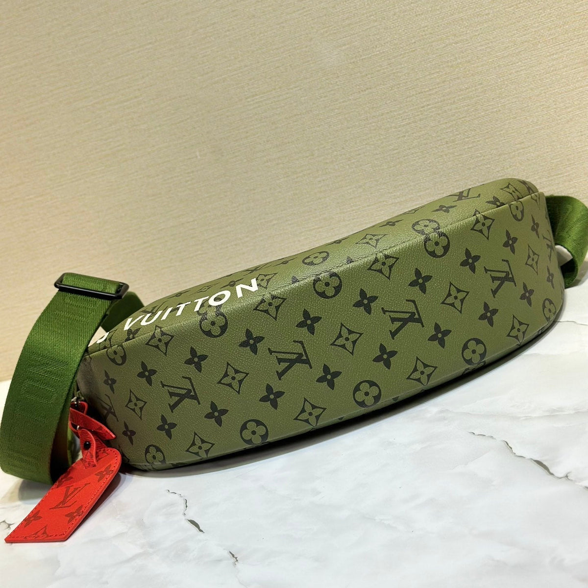 Elite Carryalls