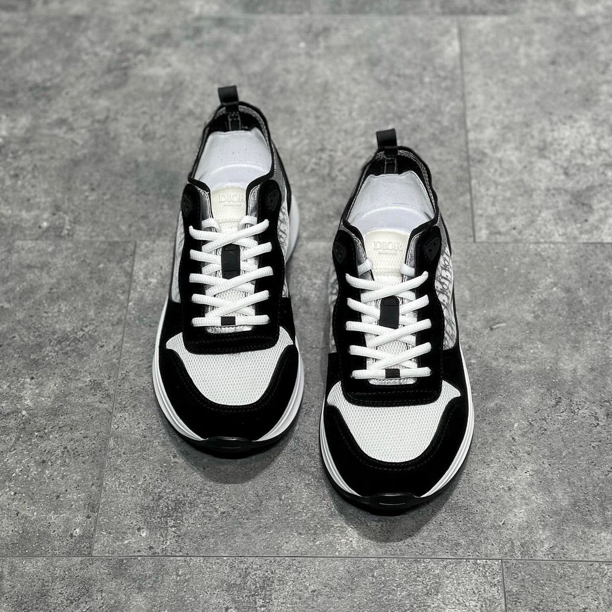 CD B25 SNEAKERS