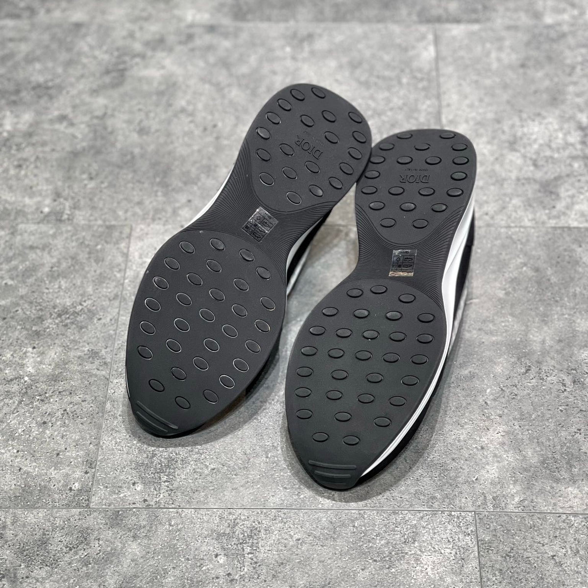 CD B25 SNEAKERS