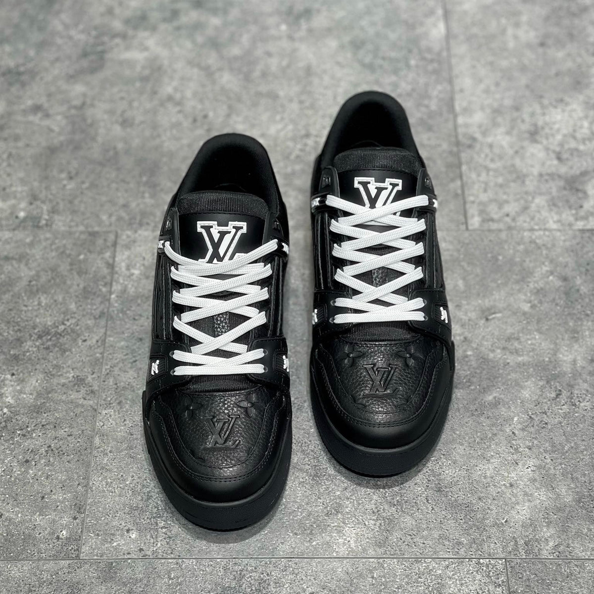 LOU TRAINERS