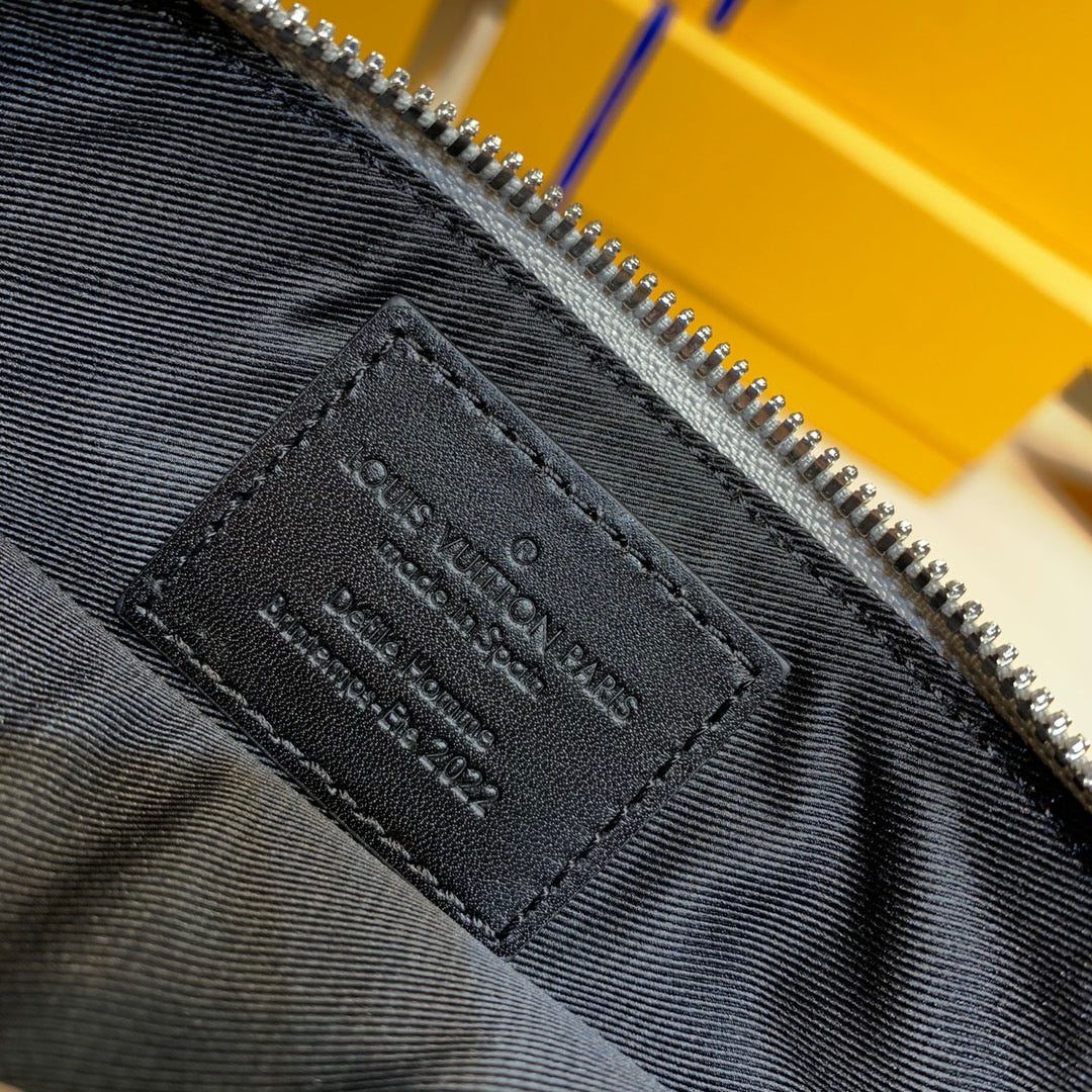 LOU IN THE LOOP BAG