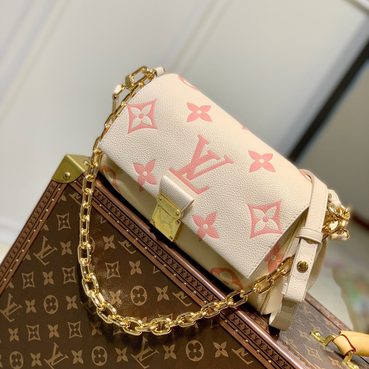 LOU FAVOURITE BAG