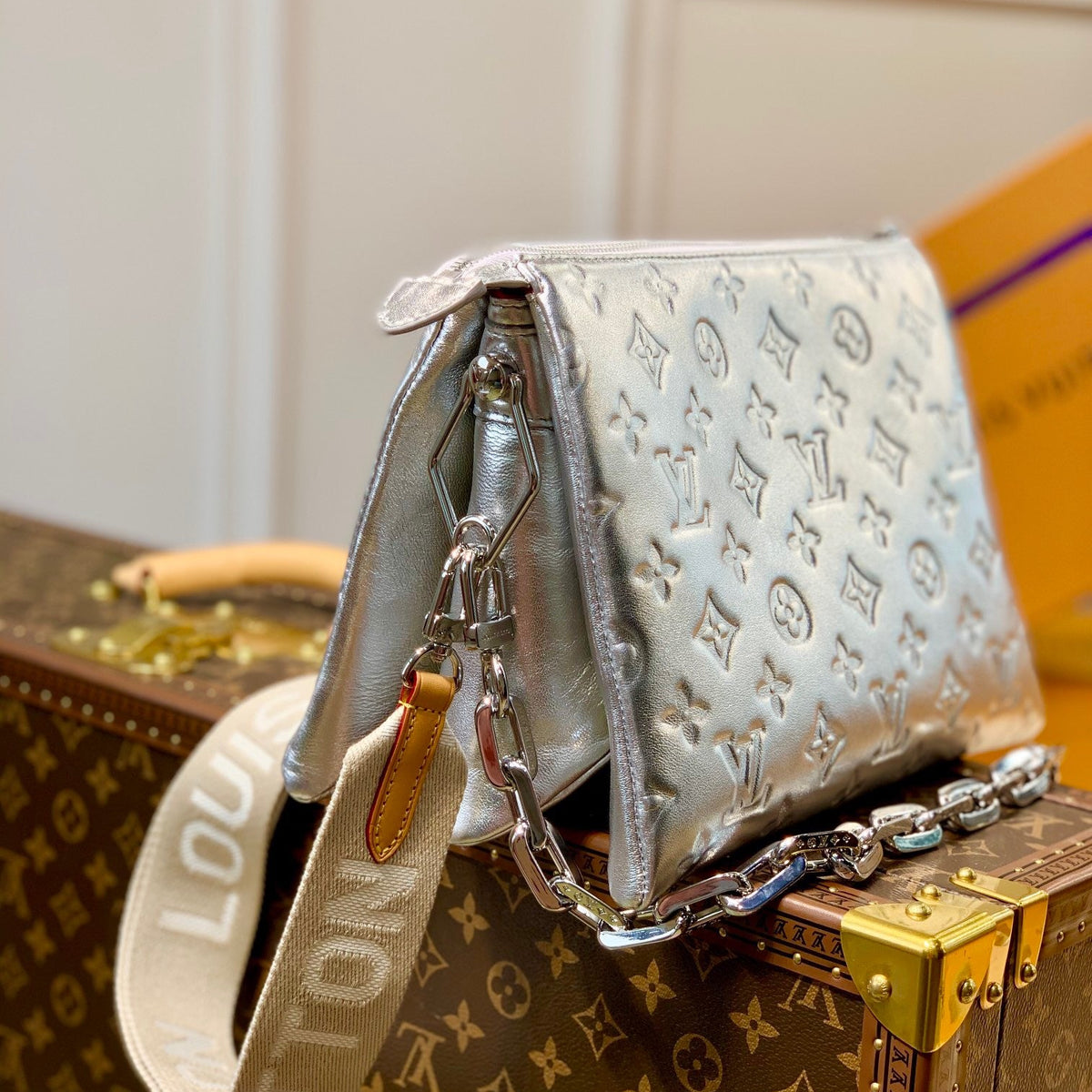 LOU COUSSIN PM BAG