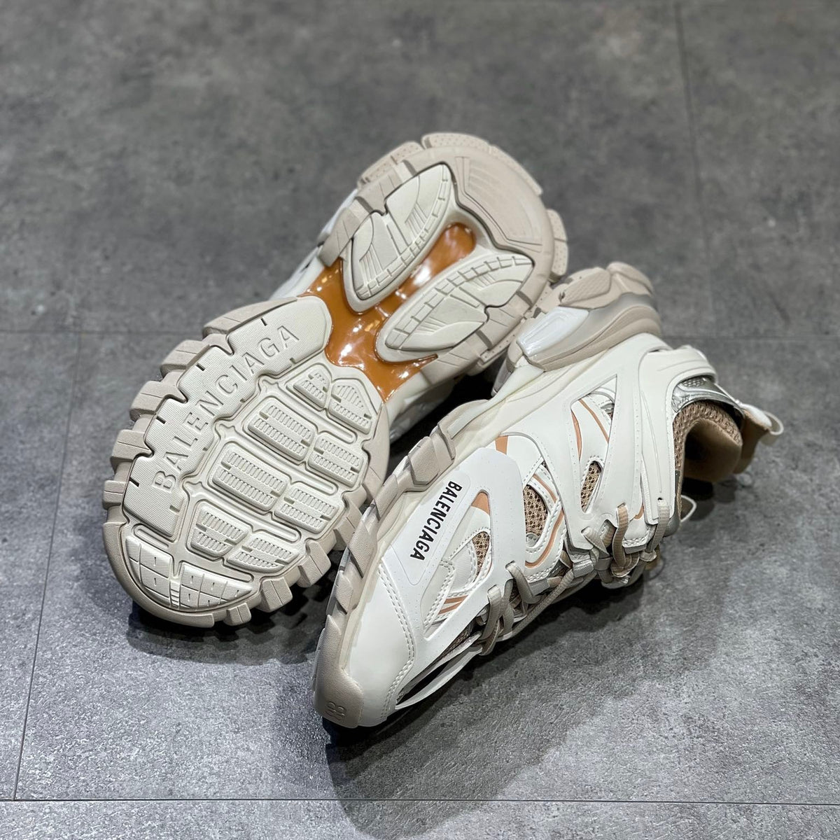 BAL TRACK 3.0 SNEAKERS