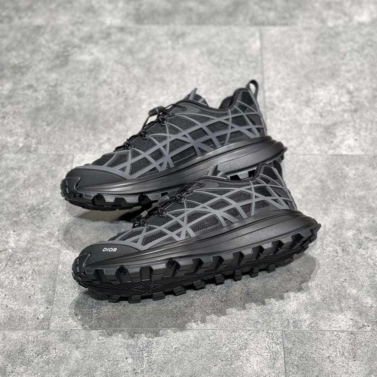 CD B31 TRAINERS