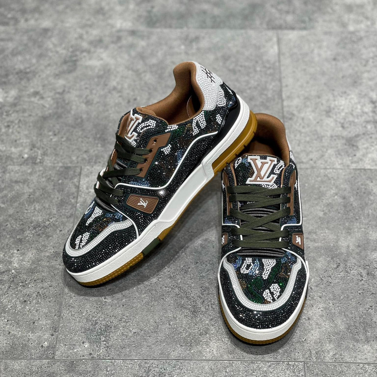 LOU TRAINERS