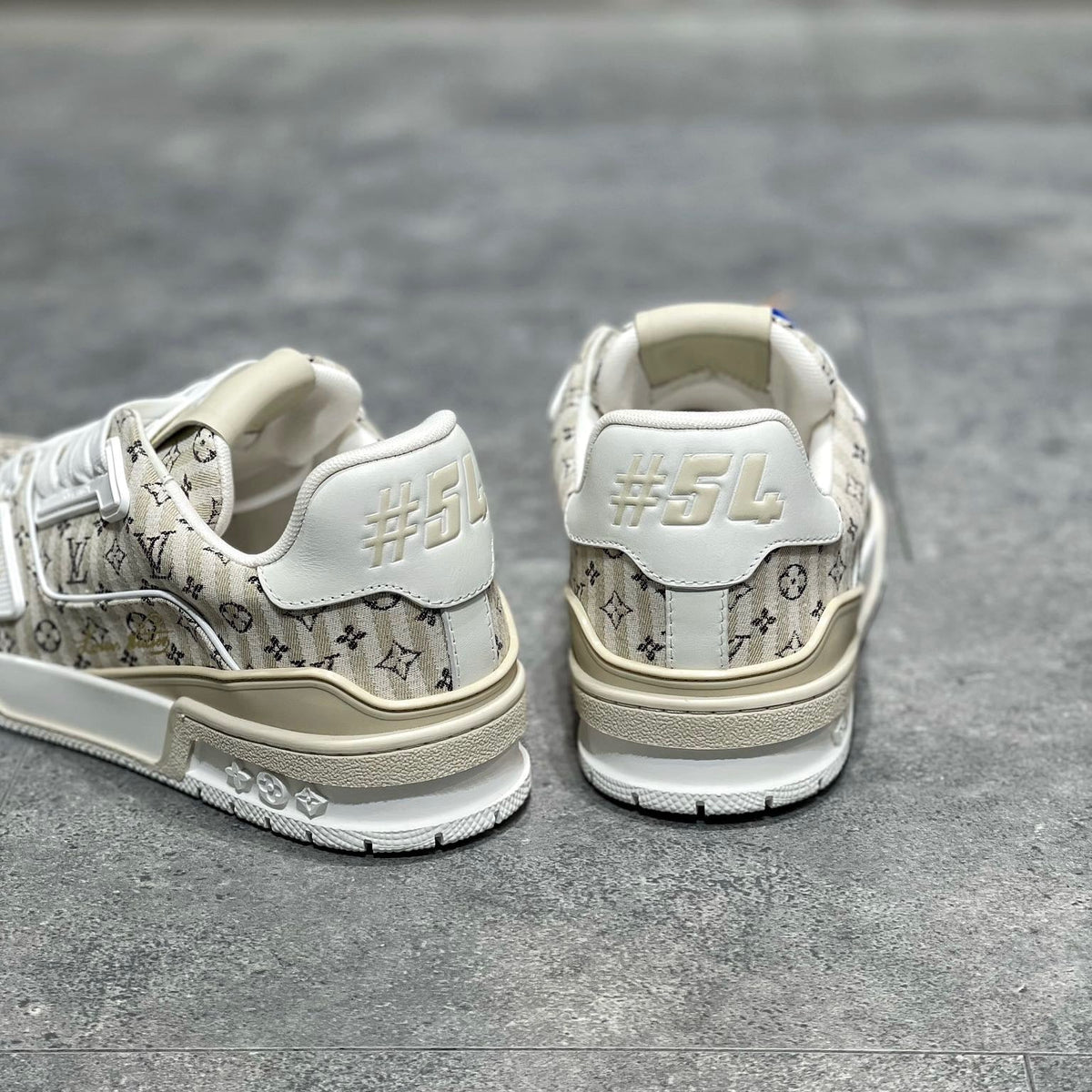 LOU TRAINERS