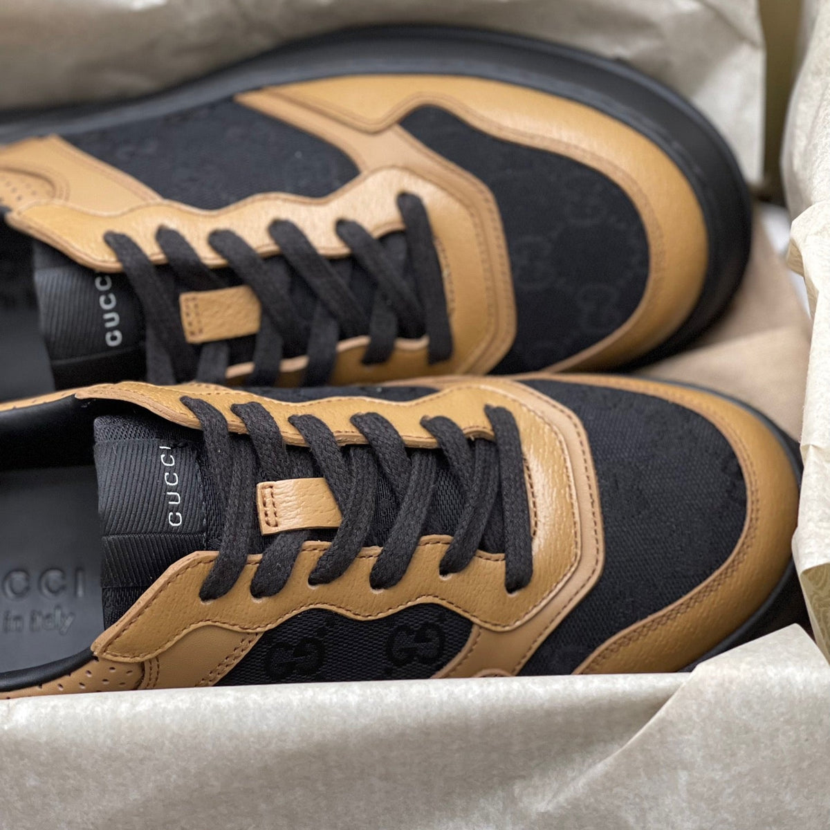GG SUPREME TRAINERS