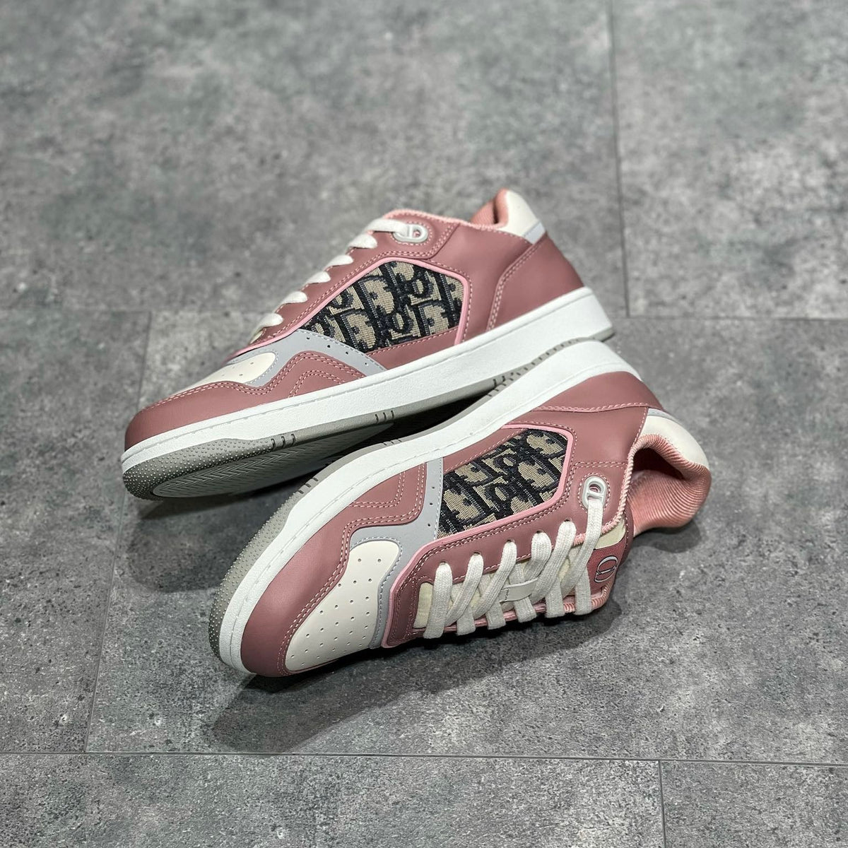 CD B27 SNEAKERS