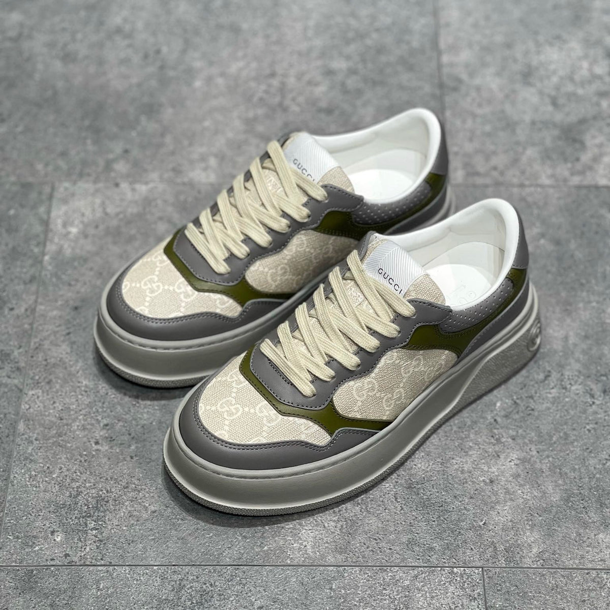 GG SNEAKER