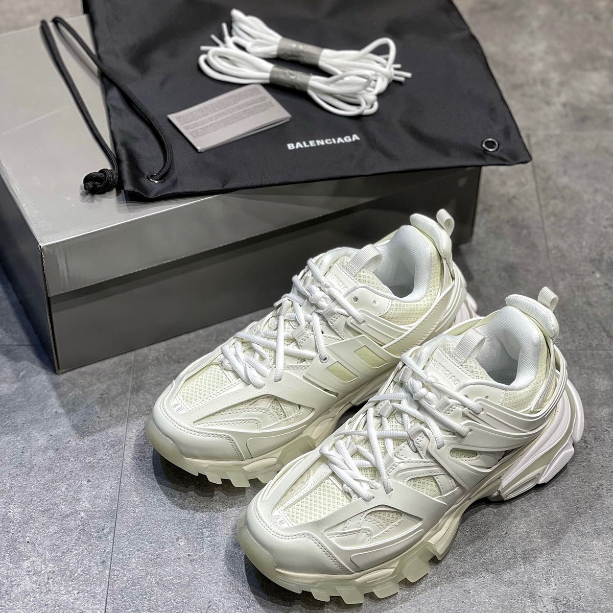 BAL TRACK 3.0 SNEAKERS