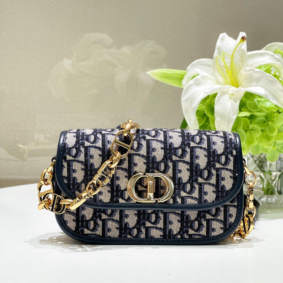 CD SMALL 30 MONTAIGNE AVENUE BAG