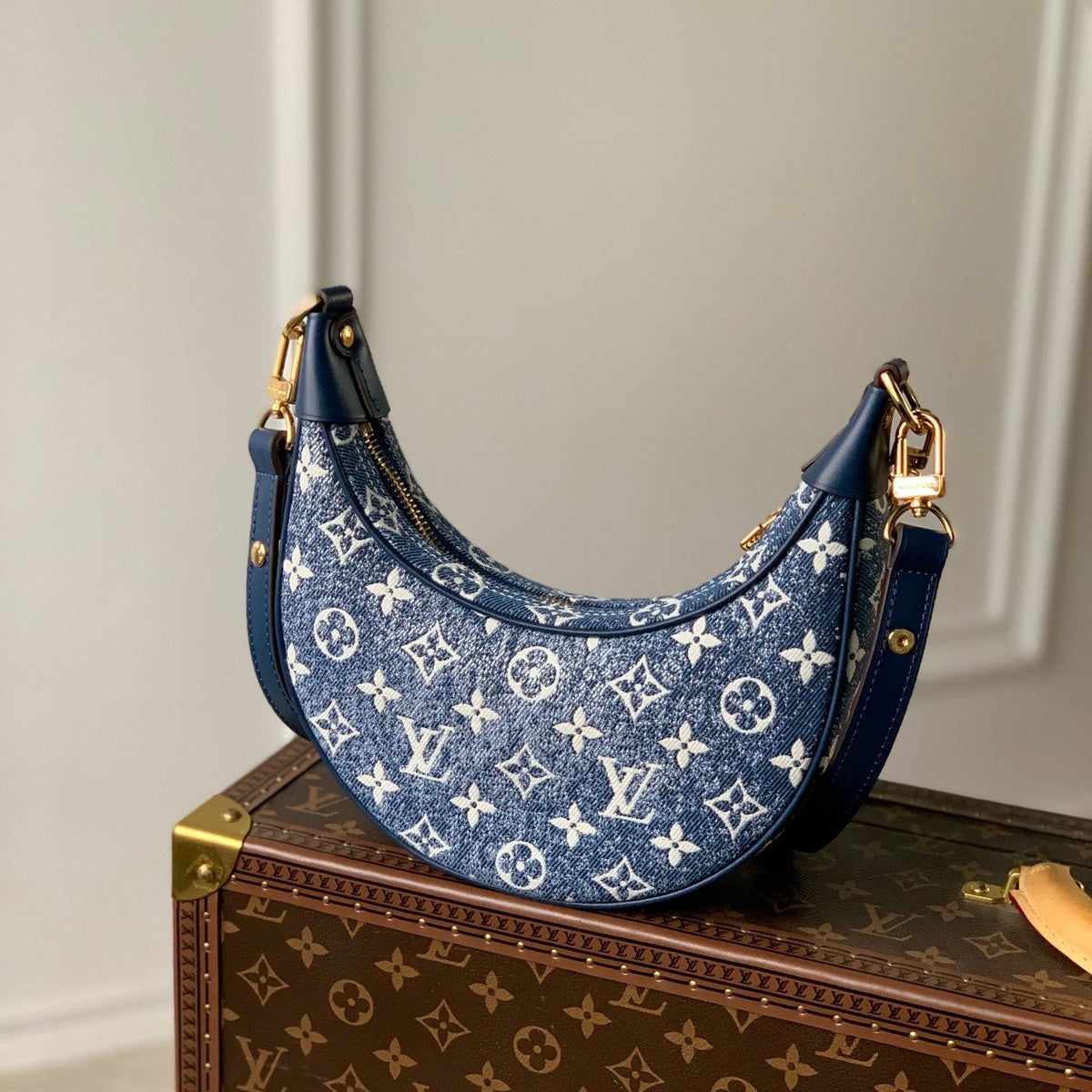LOU LOOP BAG