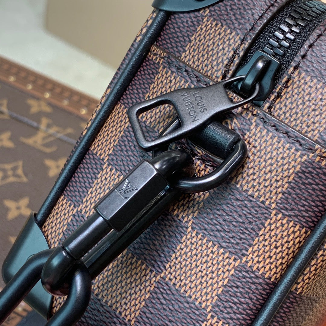 LOU SOFT TRUNK BAG