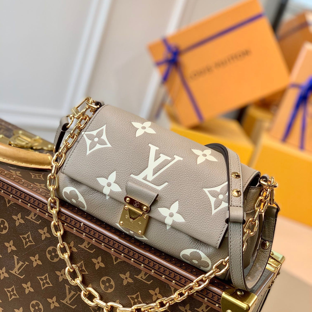 LOU FAVOURITE BAG