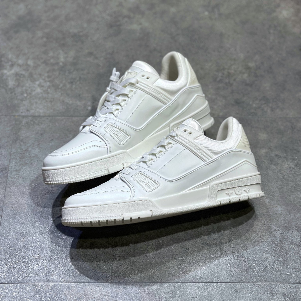 LOU TRAINERS