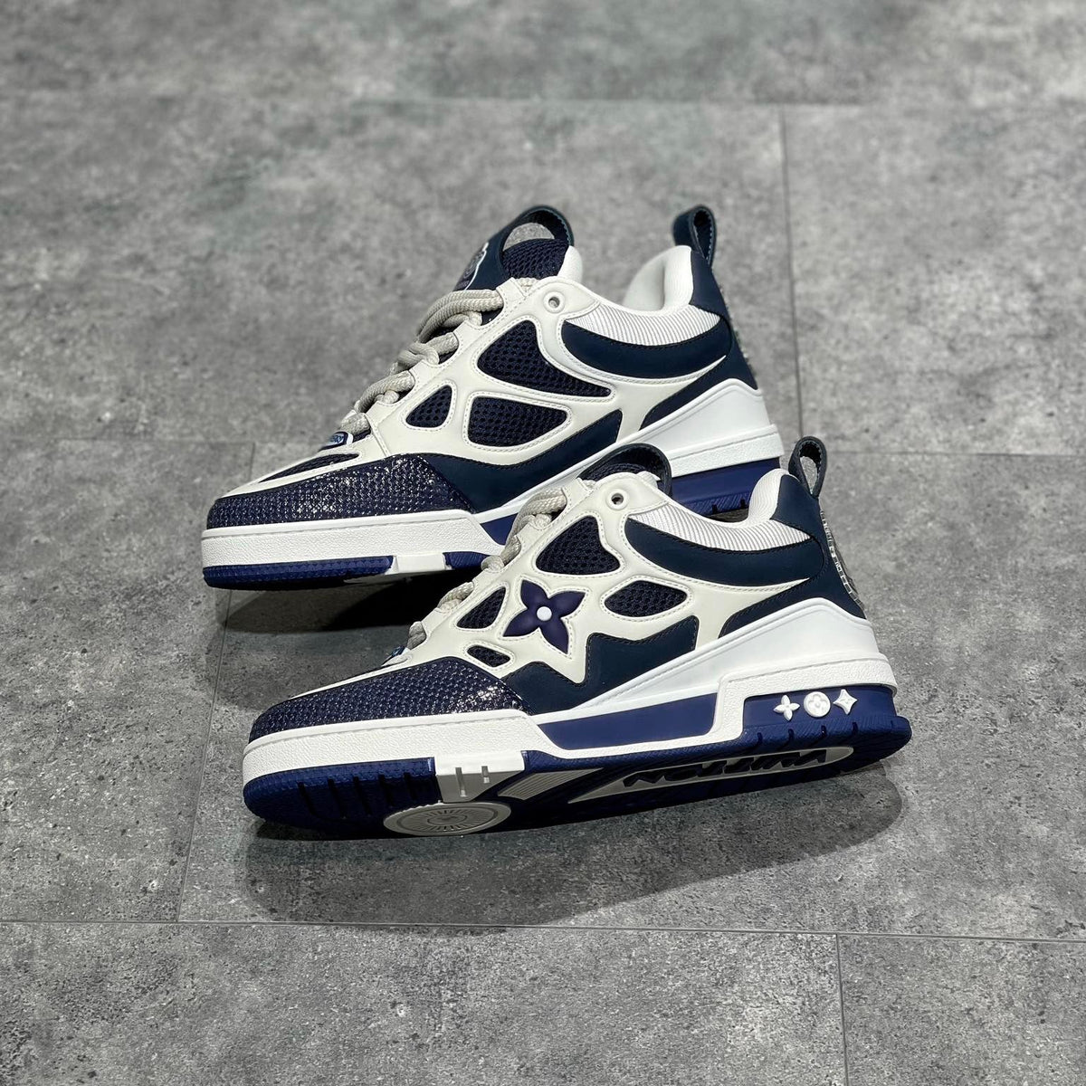 LOU TRAINERS