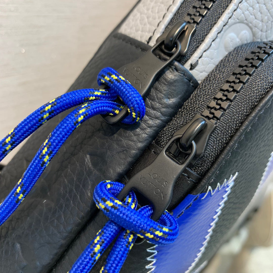 LOU AVENUE SLINGBAG