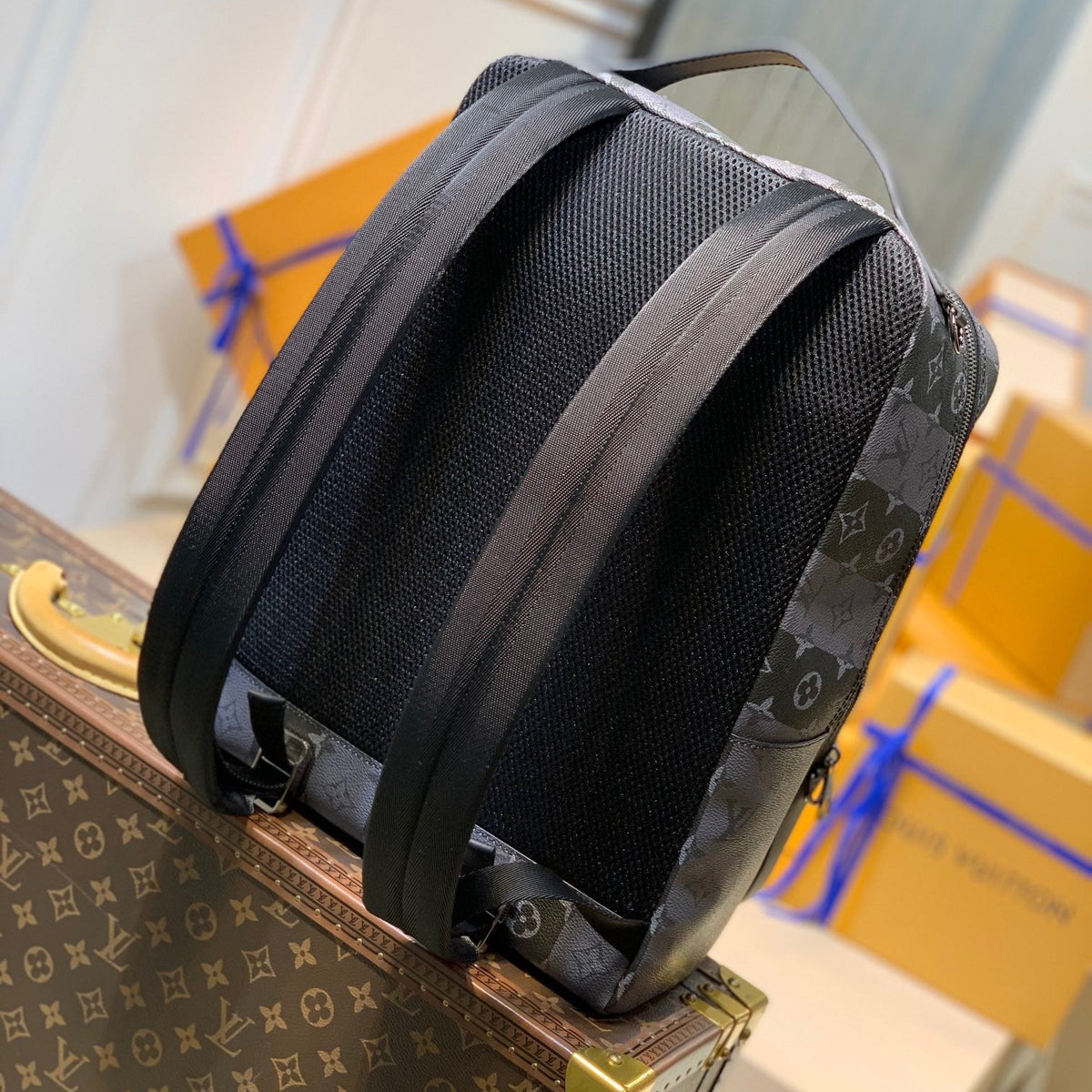 LOU UTILITARY BACKPACK