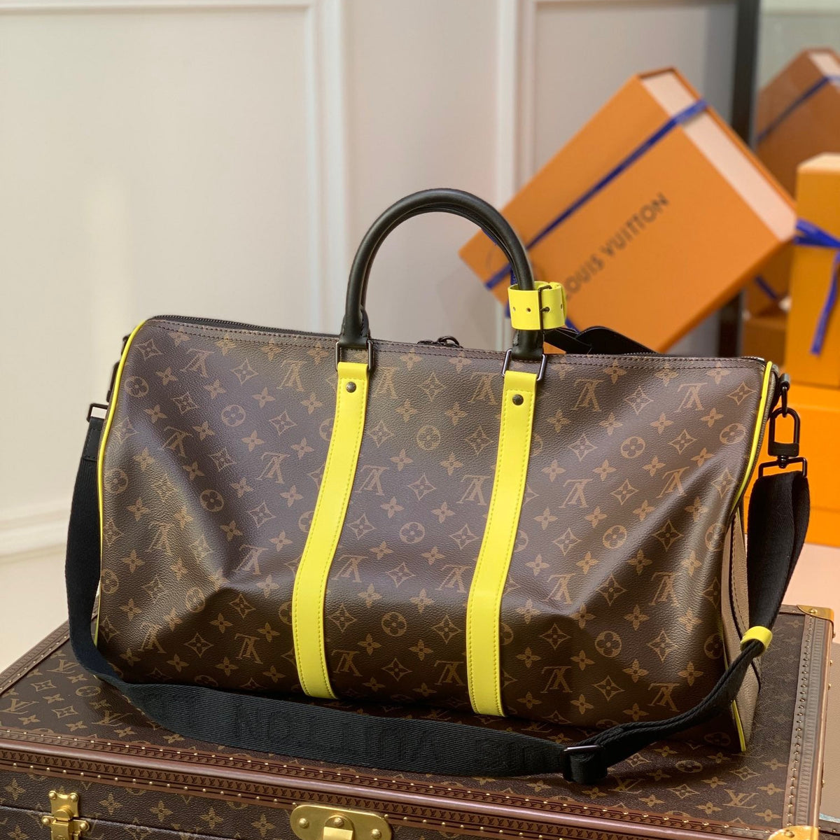 LOU KEEPALL BANDOULIÈRE 50 BAG