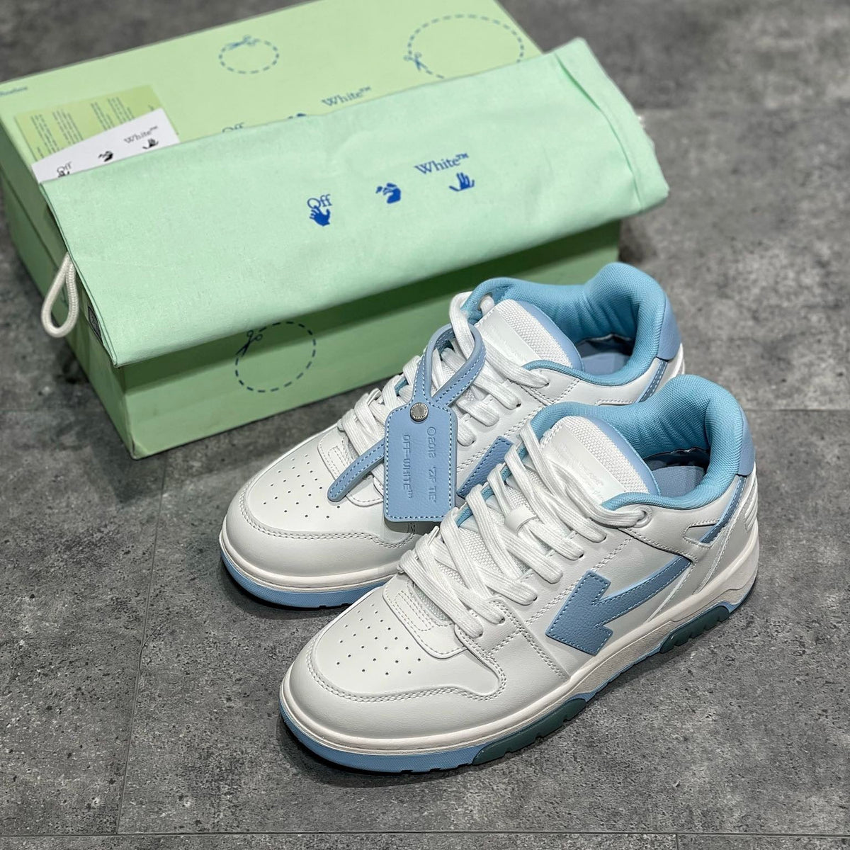 OFF W OUT OF OFFICE SNEAKERS