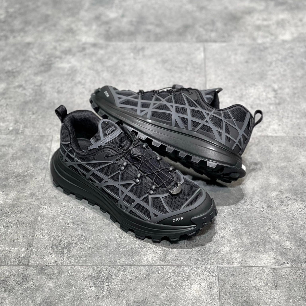 CD B31 TRAINERS