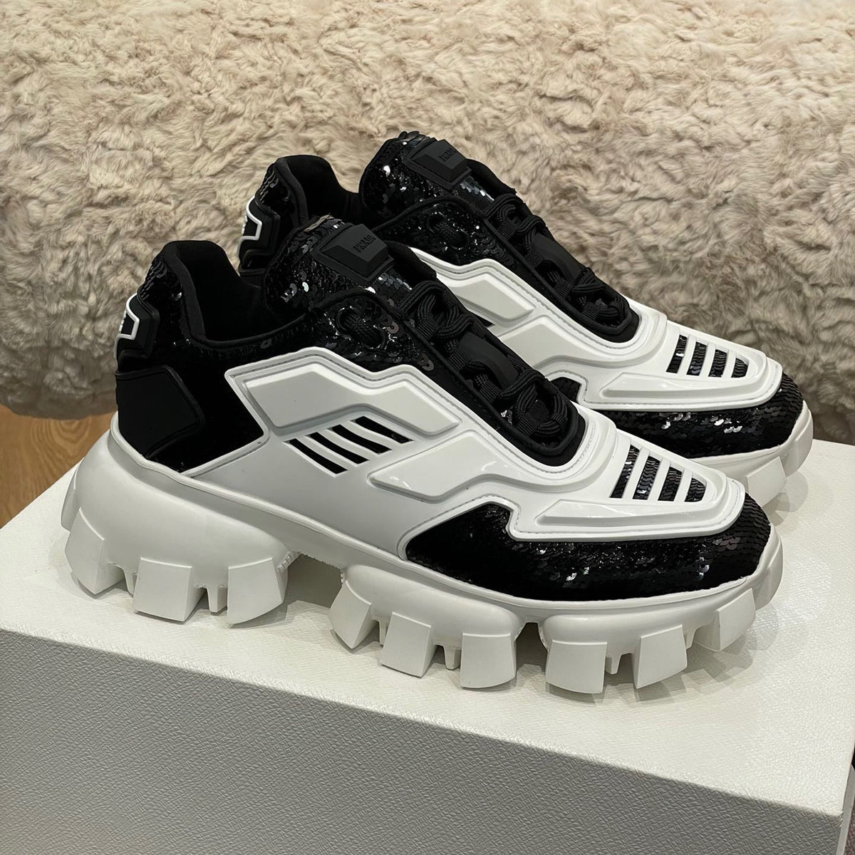 PD CLOUDBUST THUNDER SNEAKERS