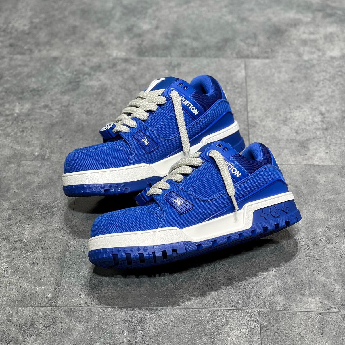 LOU TRAINERS
