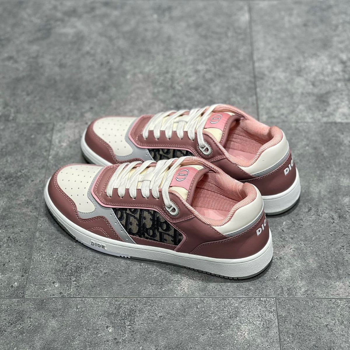 CD B27 SNEAKERS