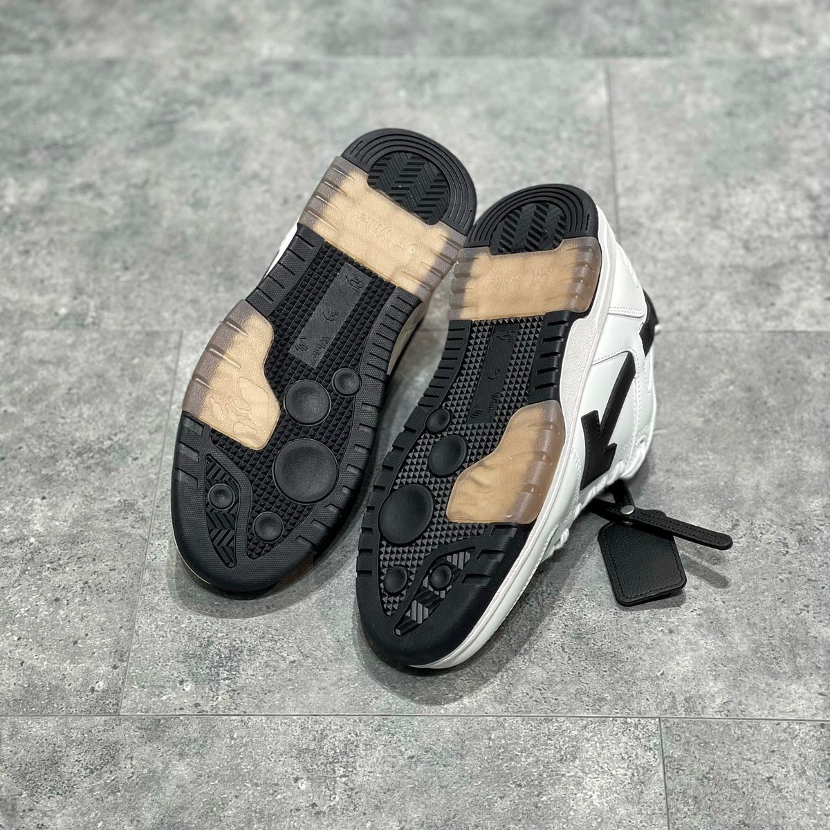 OFF W OUT OF OFFICE SNEAKERS