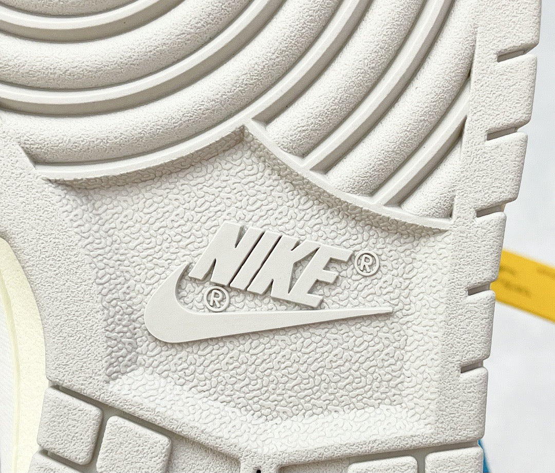 OFF WH DUNK LOW