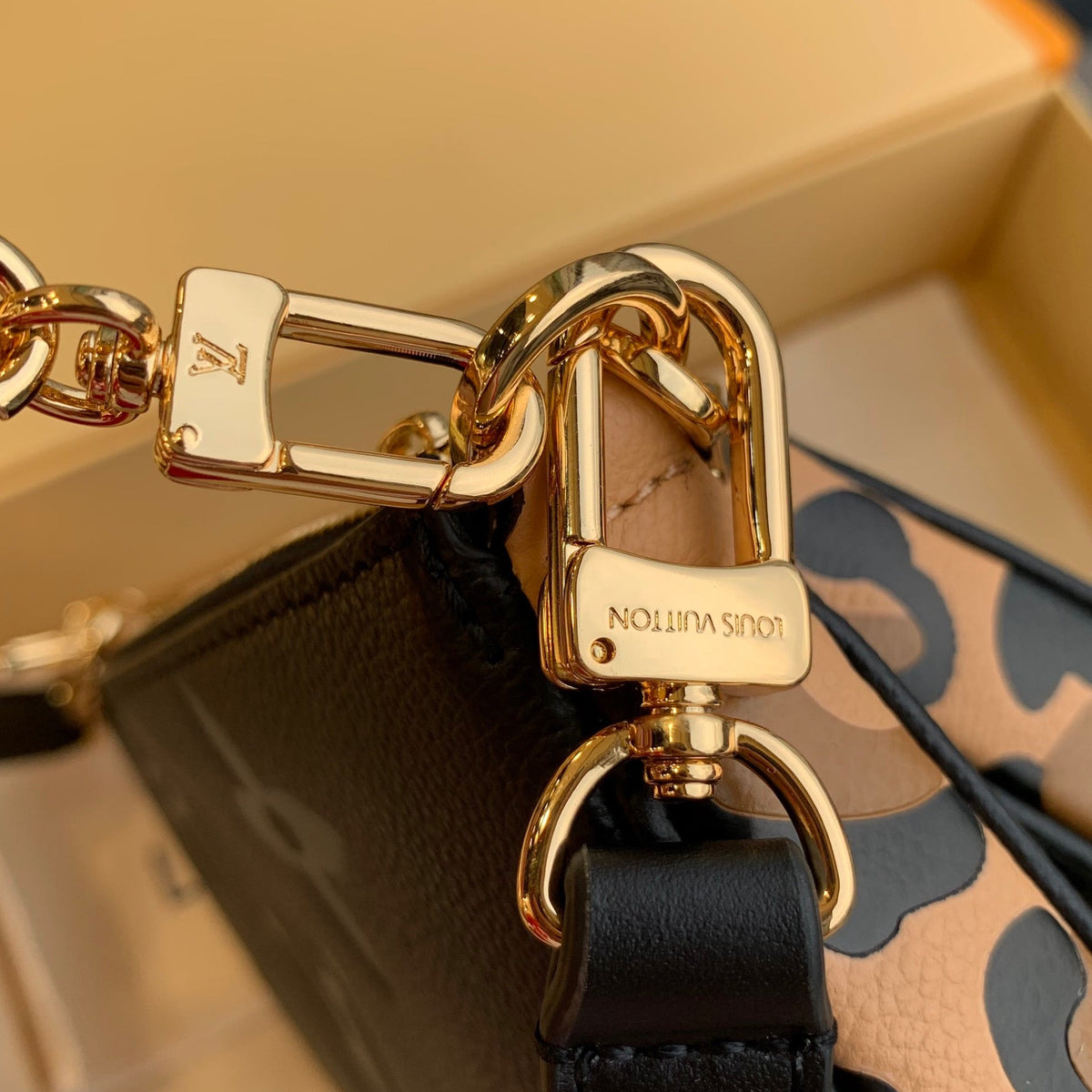 LOU POCHETTE ACCESSOIRES MULTI
