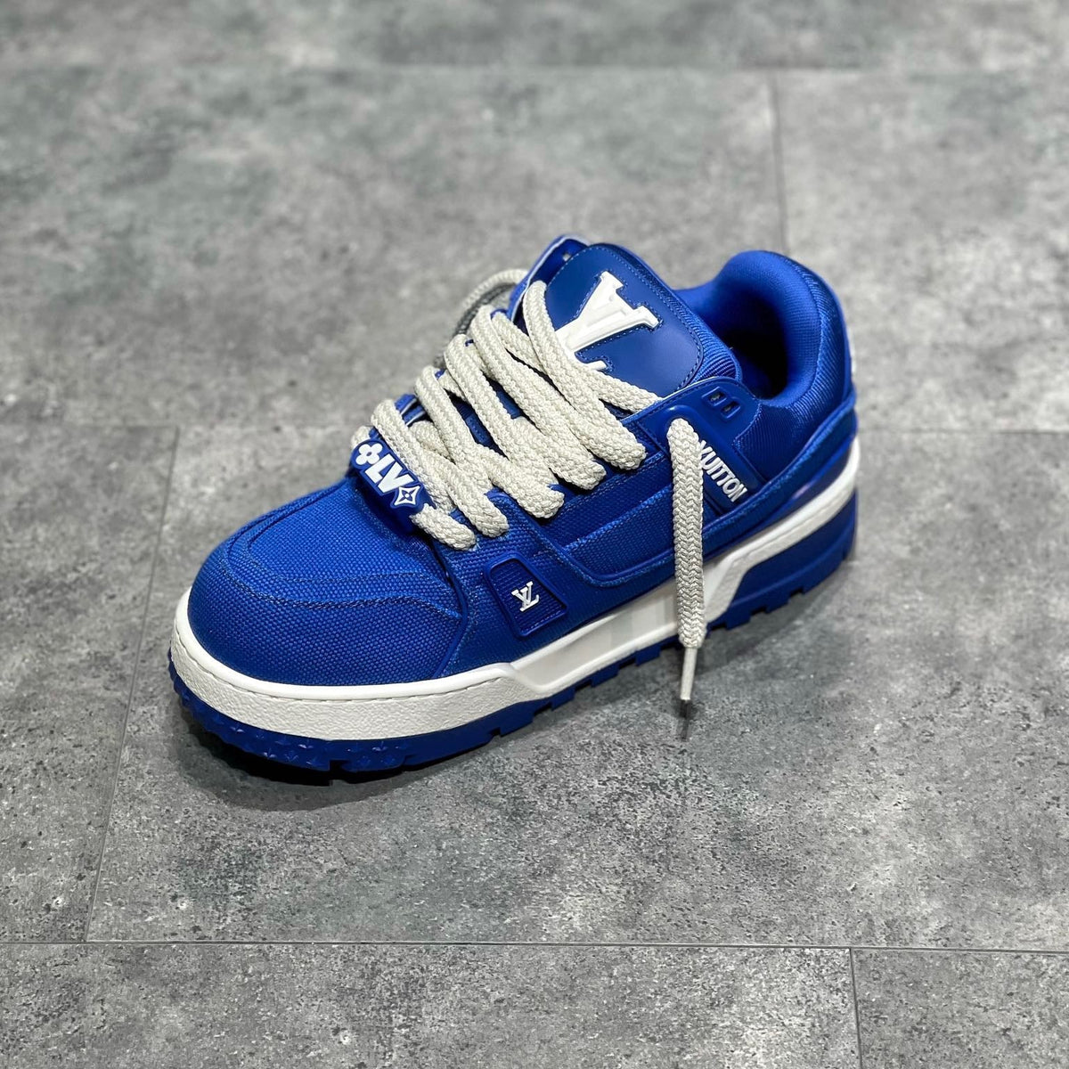 LOU TRAINERS