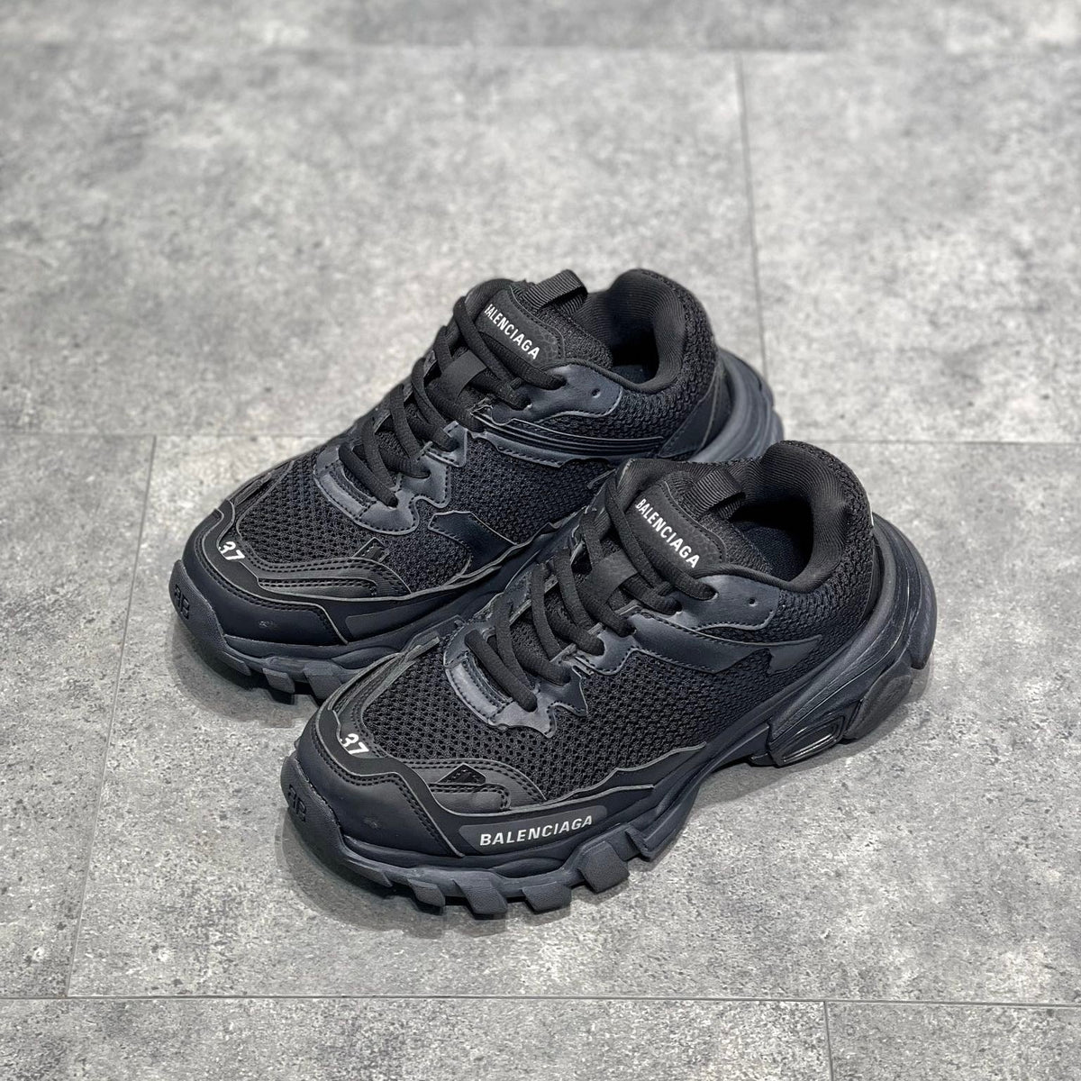 BAL TRACK 3.0 SNEAKERS