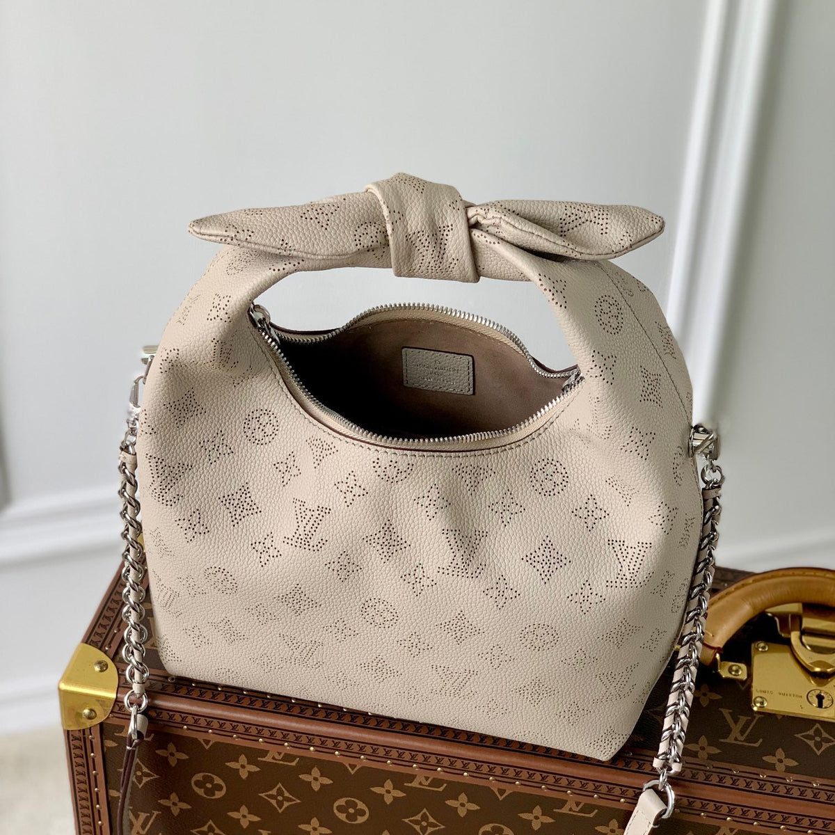LOU WHY KNOT PM BAG