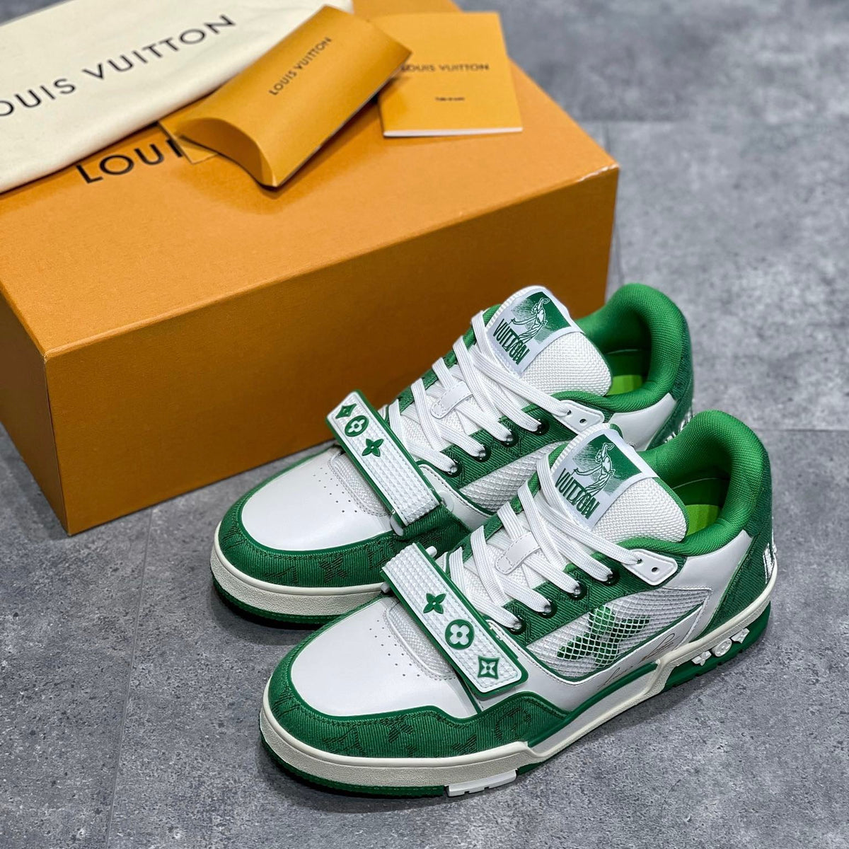 LOU TRAINERS