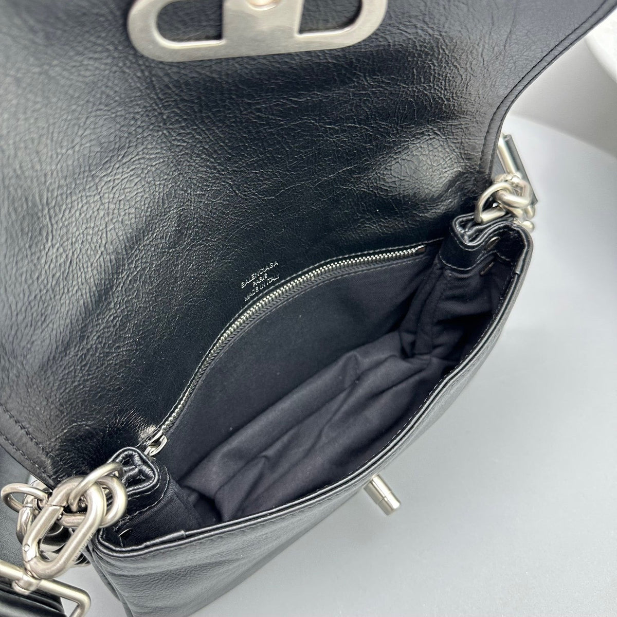 BAL BB SMALL SOFT FLAP BAG